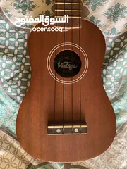  5 Vintage ukulele VUK20N